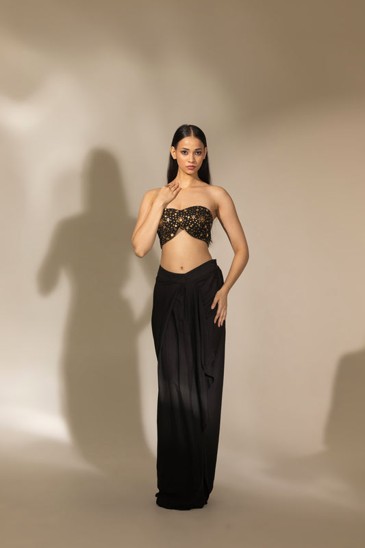 Scarlet Flower Zardozi Cropped Jacket Set | Achint Mehta